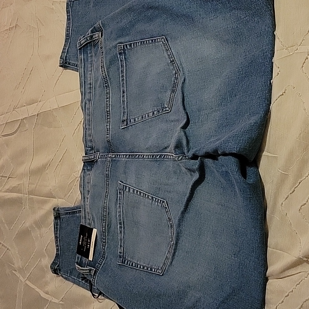 Jeans - Picture 2 of 4